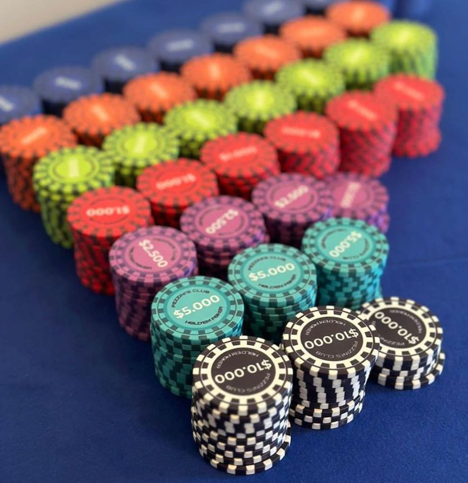 Botanical line art accent